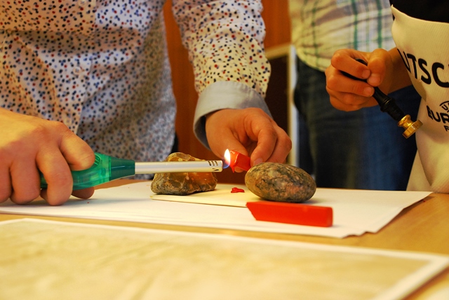 Bei einer Mitmachaktion speziell für Kinder durften diese Briefe schreiben, die sie anschließend selbst versiegelten.