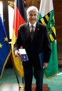 Alt-Präsident Prof. Uwe-Frithjof Haustein erhält Bundesverdienstorden erster Klasse Alt-Präsident Prof. Uwe-Frithjof Haustein erhält Bundesverdienstorden erster Klasse