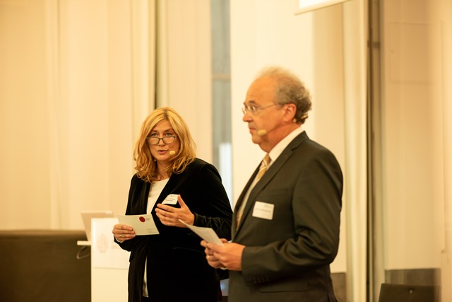 Einführende Gedanken zum Akademientag von Prof. Dr. Christiane Wiesenfeldt und Prof. Dr. Ulrich Konrad. Foto: Dirk Brzoska