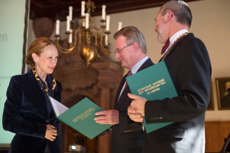 Amtseinführung des Präsidiums durch Staatsministerin Prof. Dr. Dr. Sabine Freifrau von Schorlemer; Prof. Dr. Hans Wiesmeth, Vizepräsident; Prof. Dr. Pirmin Stekeler-Weithofer, Präsident. Foto: André Künzelmann (UFZ)
