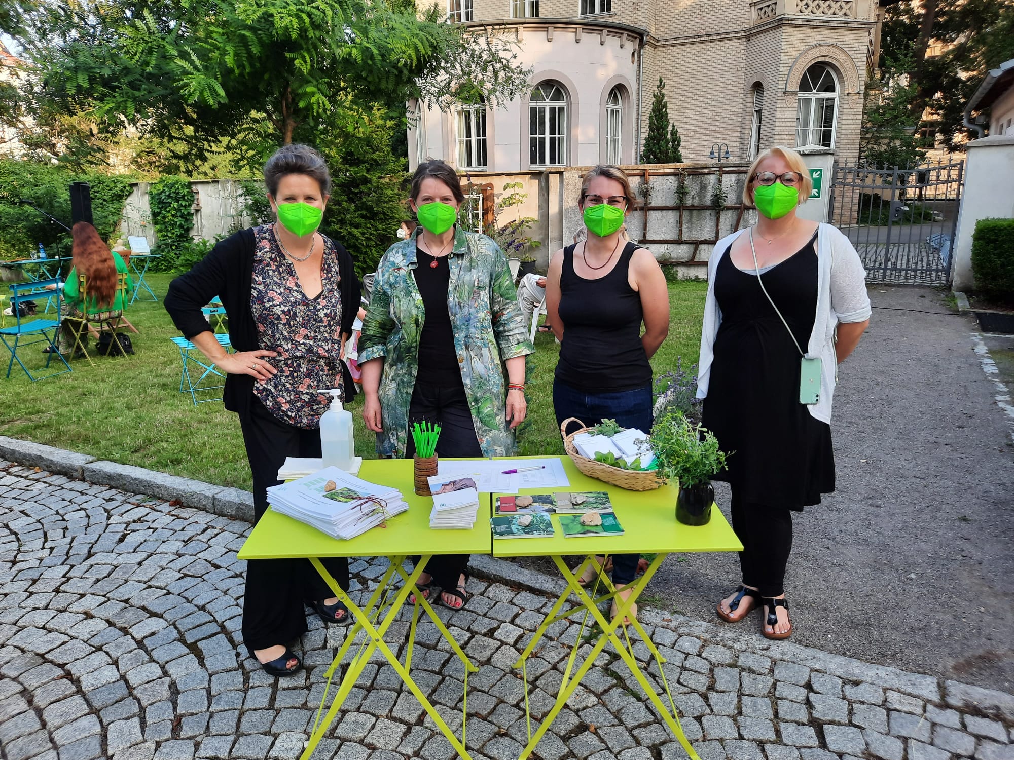 Vortrag und Rundgang durch den karolingischen Akademie-Garten zur Langen Nacht der Wissenschaften