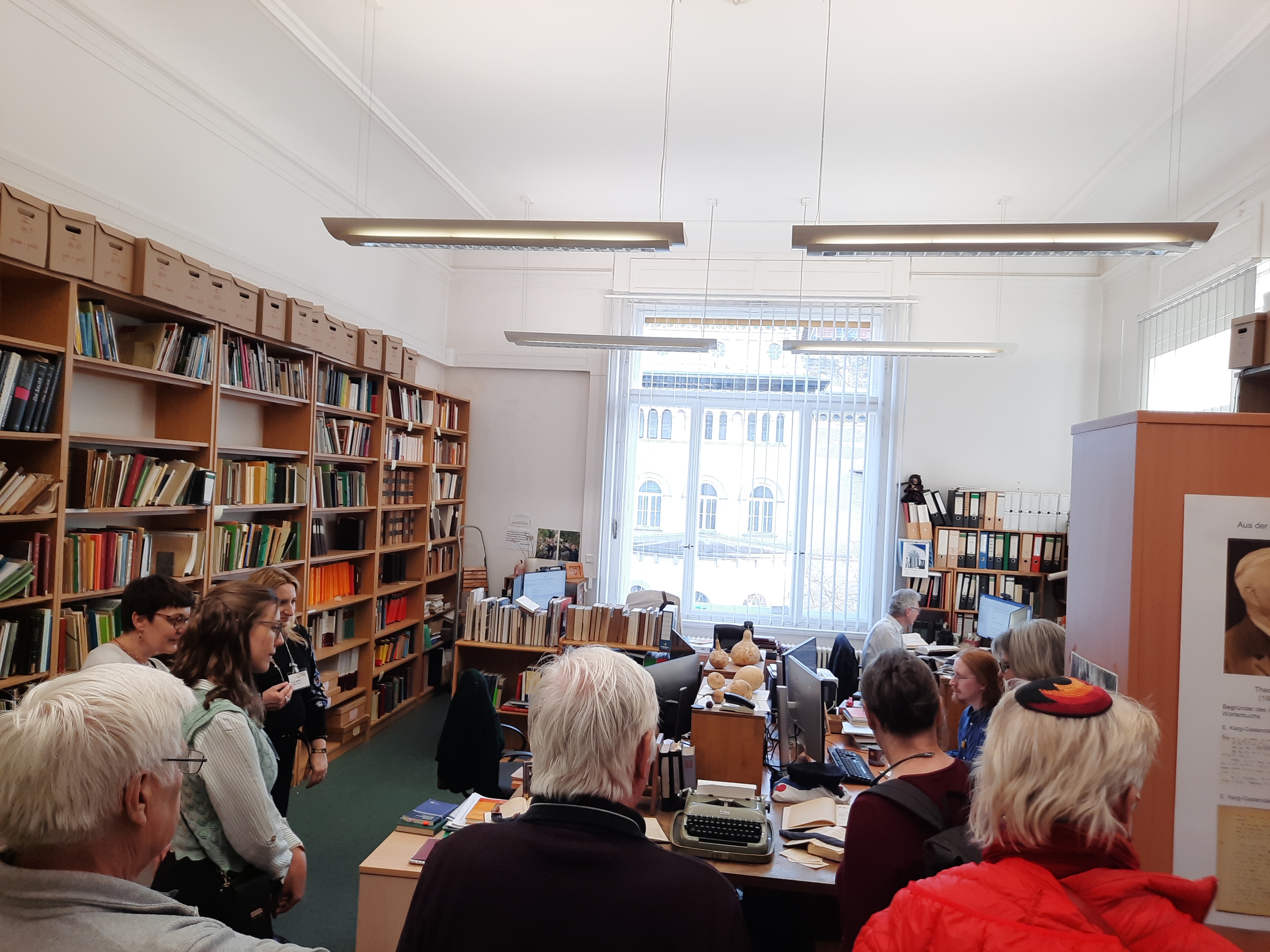 Führung durch die Arbeitsstelle des AWB. Foto: Almut Mikeleitis-Winter