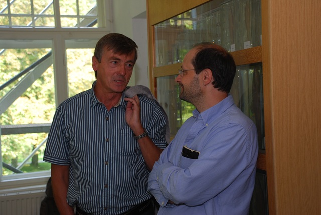 Forschung für eine integrale und nachhaltige Bewirtschaftung der Land- und Wasserressourcen im Erzgebirge, Tagung in der Ökologischen Station Neunzehnhain/Erzgebirge am 4. September 2012, Dr. W. Scharf, Prof. T. Berendonk, Foto: Lutz Zerling