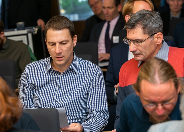 Während der Konferenz wurden erstmalig nicht nur fertige Verträge untersucht, sondern vor allem deren Zustandekommen über mehrere Zwischenstufen sowie deren Nachnutzung – ein innovativer Forschungsansatz. (Foto: Swen Reichhold)