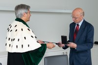 Ehrenmedaille der TU Dresden für Akademie-Mitglied Prof. Winfried Hacker